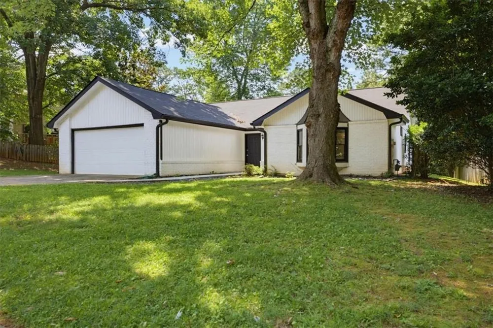 120 Softwood Circle Roswell, GA 30076