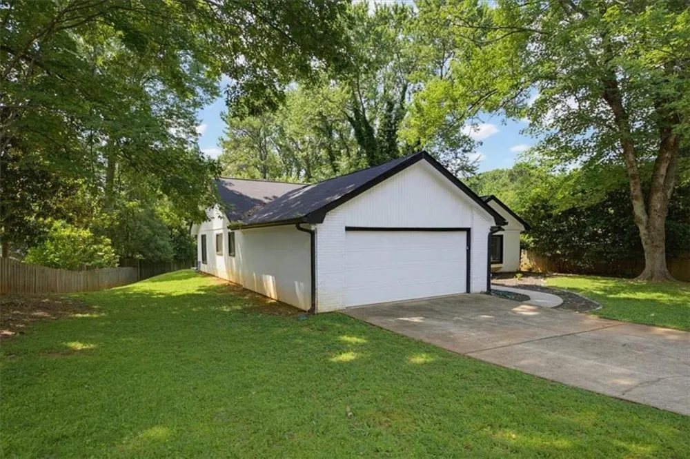 120 Softwood Circle Roswell, GA 30076