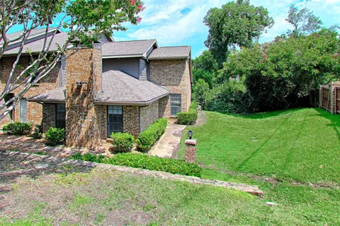 15889 Preston Road #1001