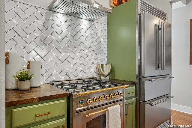 400 E GUENTHER ST #2202 Unit 2202 San Antonio, TX 78210