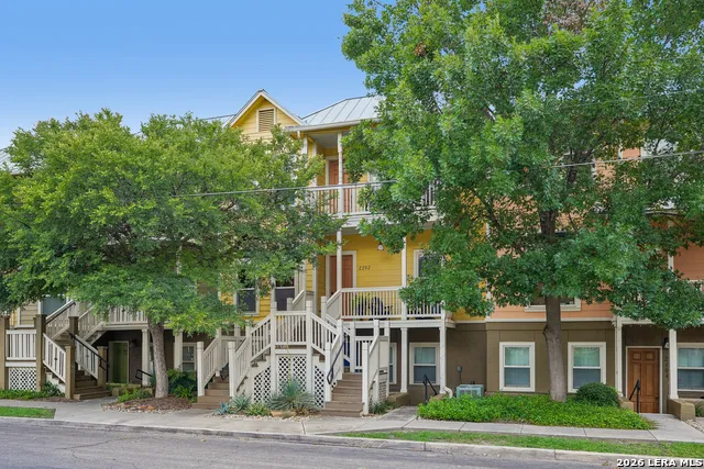 400 E GUENTHER ST #2202 Unit 2202 San Antonio, TX 78210