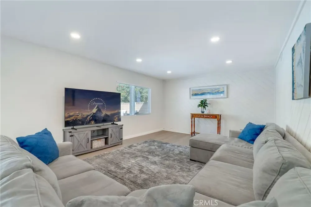 25421 Adriana Mission Viejo, CA 92691