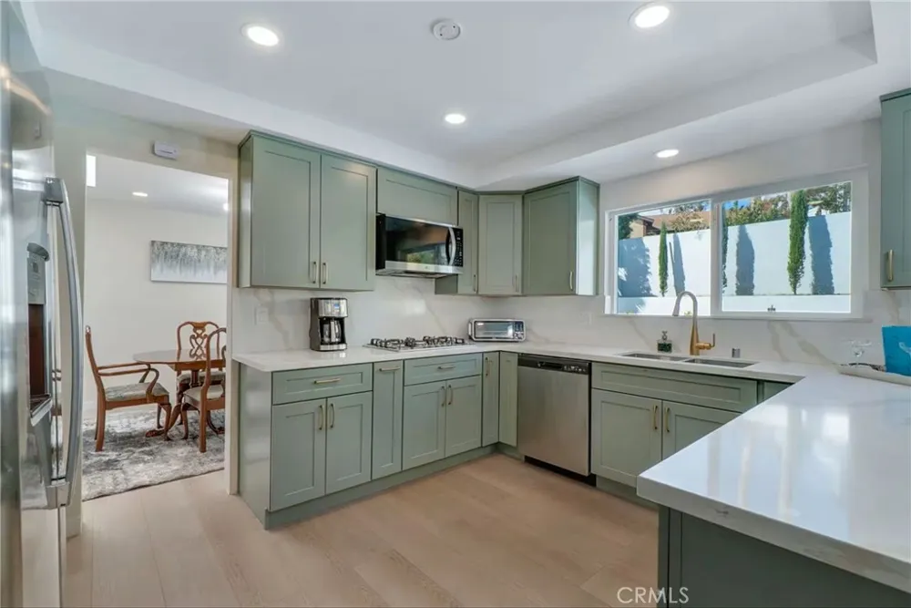 25421 Adriana Mission Viejo, CA 92691