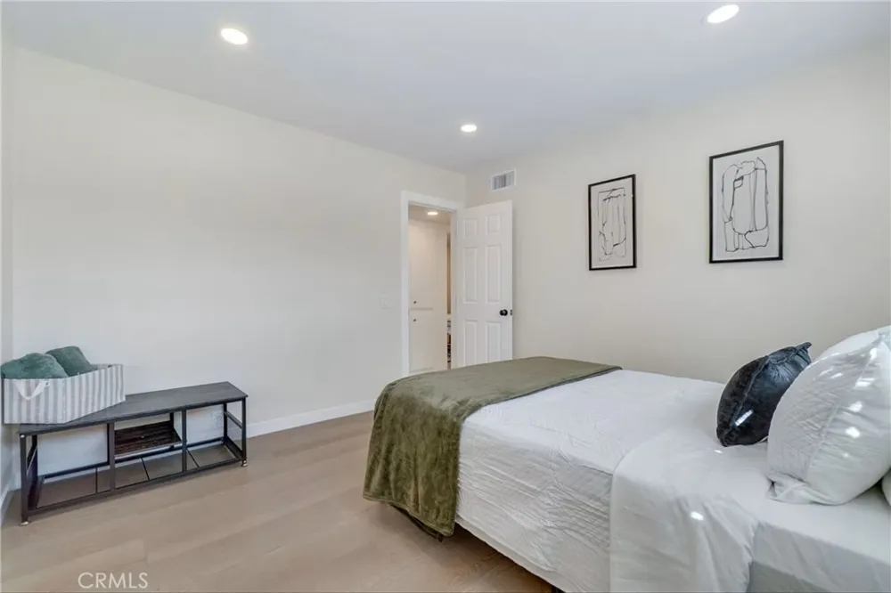 25421 Adriana Mission Viejo, CA 92691