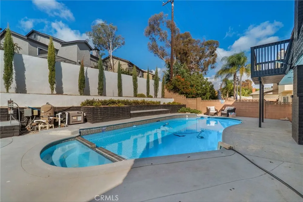 25421 Adriana Mission Viejo, CA 92691
