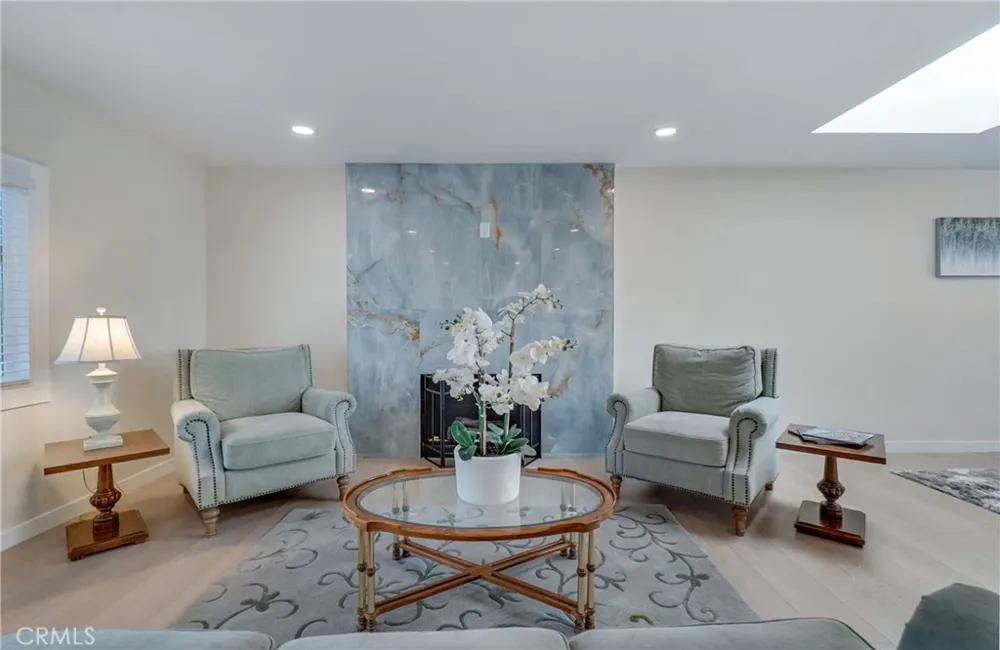 25421 Adriana Mission Viejo, CA 92691