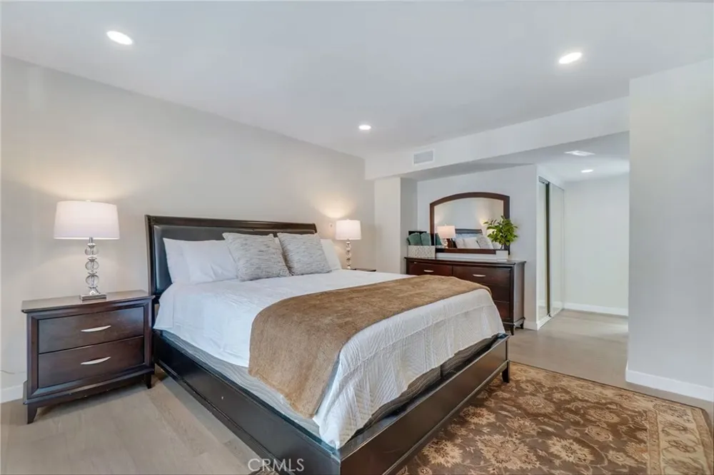25421 Adriana Mission Viejo, CA 92691