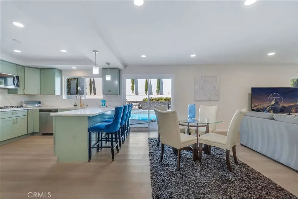25421 Adriana Mission Viejo, CA 92691