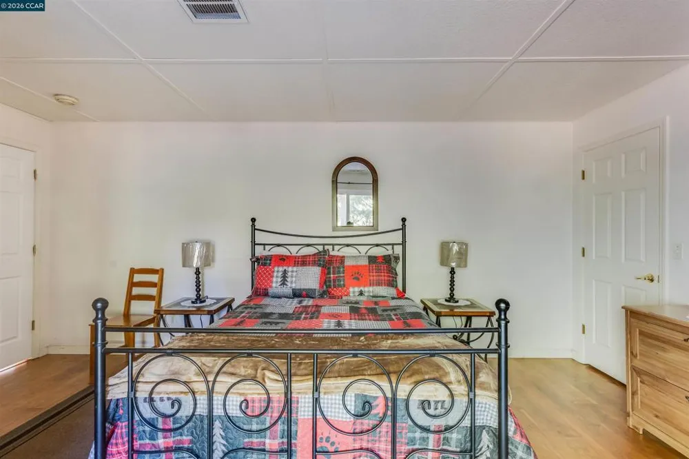 19112 Dyer Ct Groveland, CA 95321