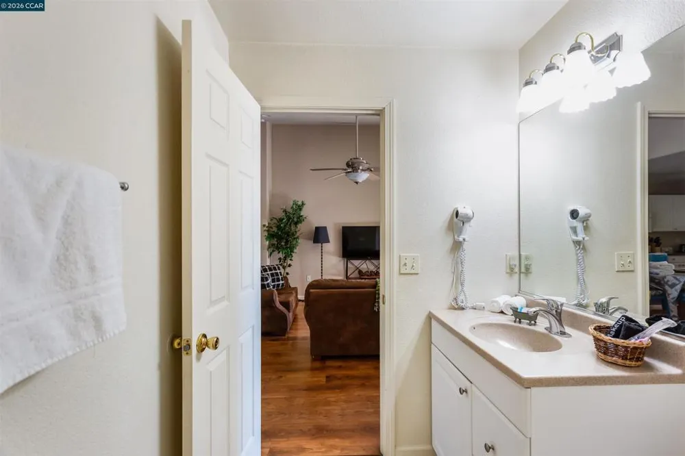 19112 Dyer Ct Groveland, CA 95321