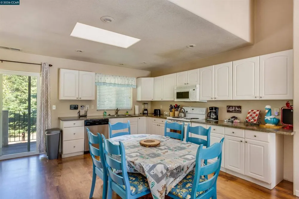 19112 Dyer Ct Groveland, CA 95321