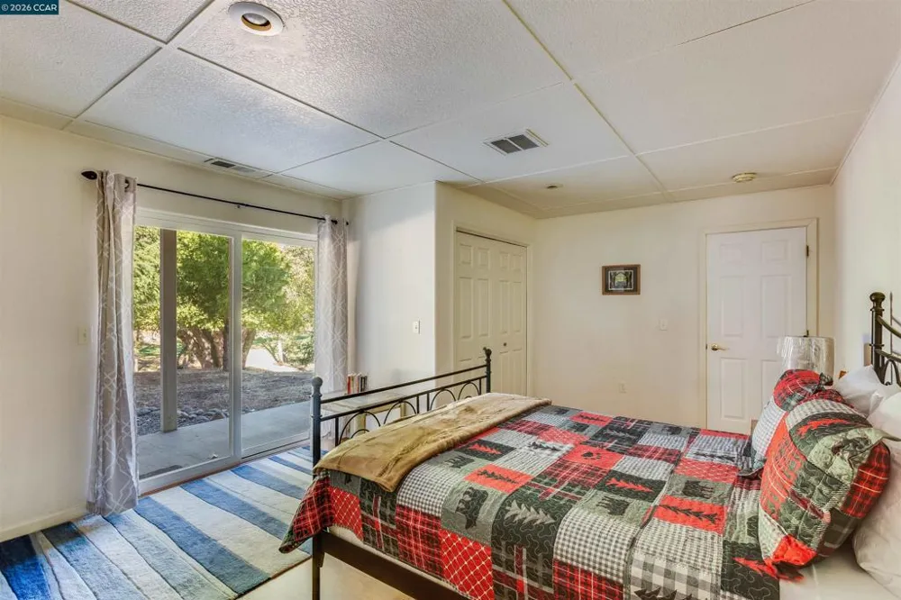 19112 Dyer Ct Groveland, CA 95321