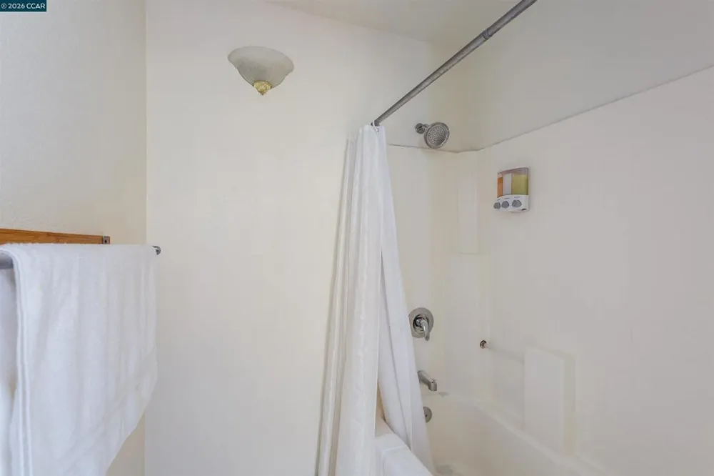 19112 Dyer Ct Groveland, CA 95321