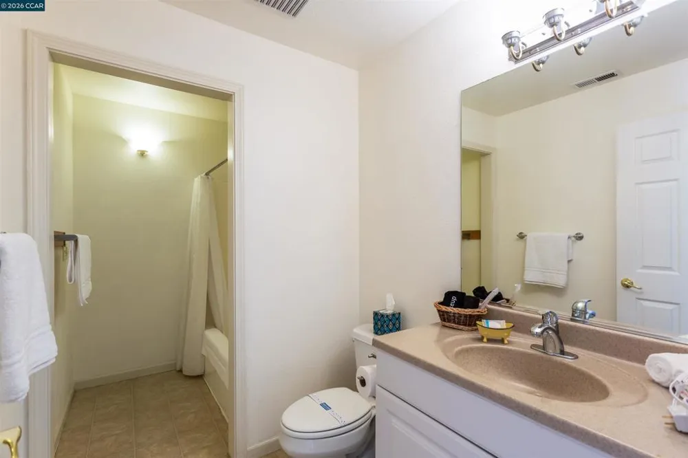 19112 Dyer Ct Groveland, CA 95321