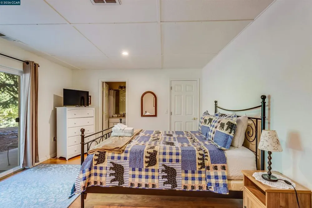 19112 Dyer Ct Groveland, CA 95321