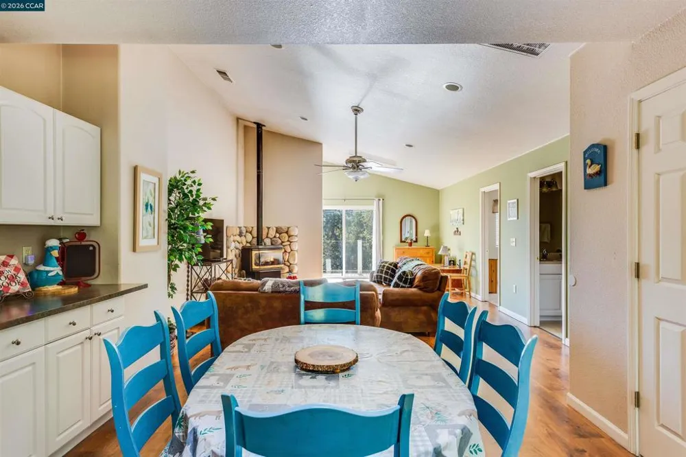 19112 Dyer Ct Groveland, CA 95321