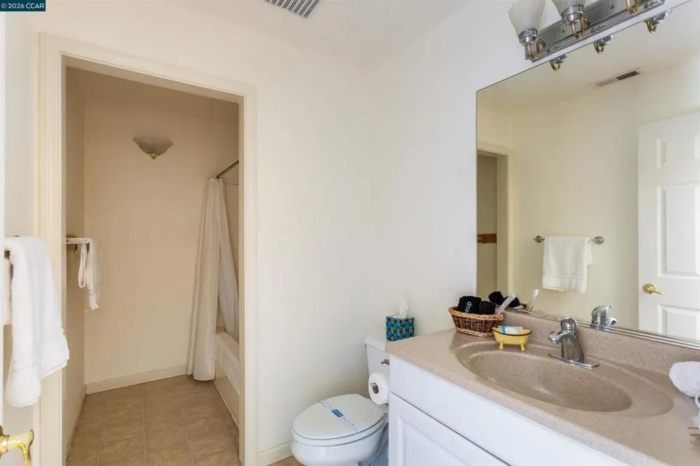 19112 Dyer Ct Groveland, CA 95321