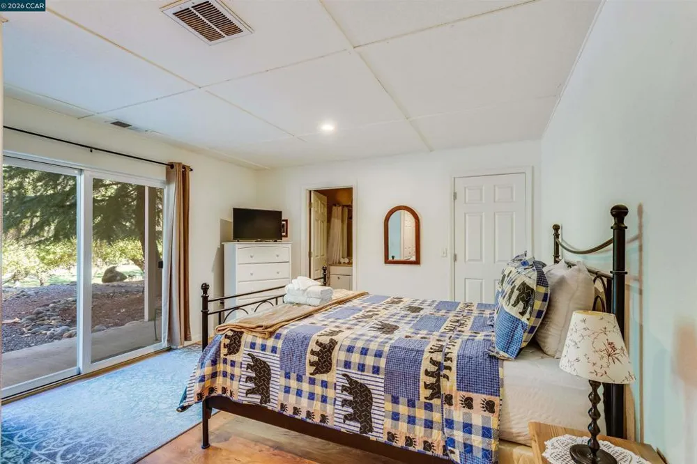 19112 Dyer Ct Groveland, CA 95321