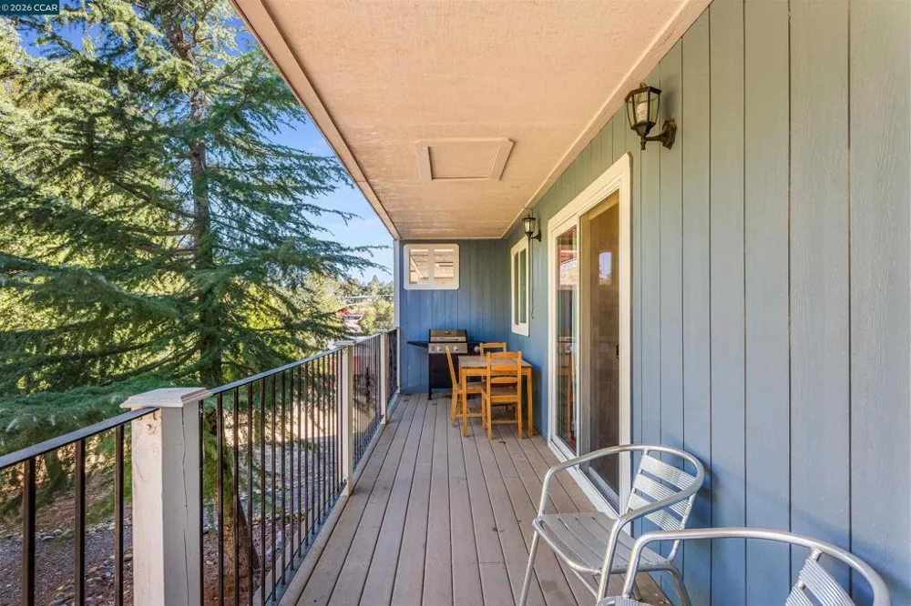 19112 Dyer Ct Groveland, CA 95321