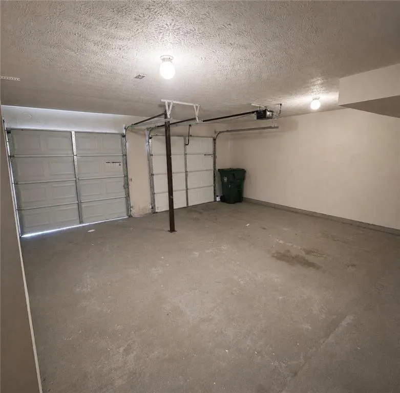 5571 Tunbridge Wells Road Lithonia, GA 30058