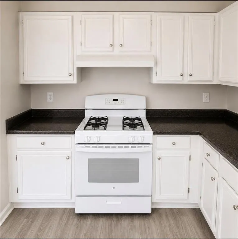 5571 Tunbridge Wells Road Lithonia, GA 30058
