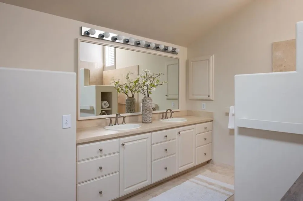 10172 Oakwood Circle Carmel, CA 93923