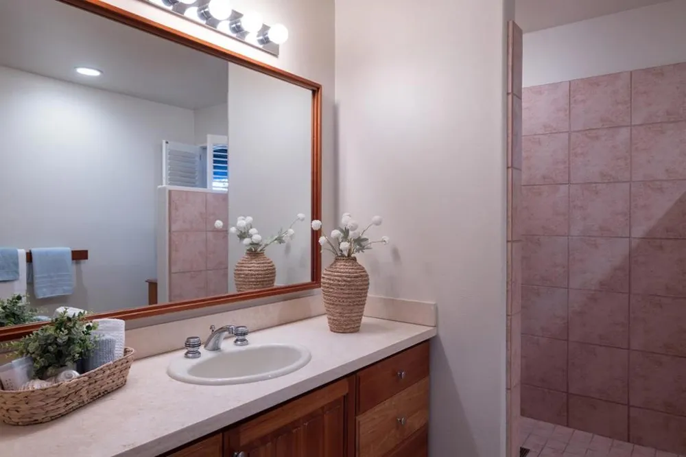 10172 Oakwood Circle Carmel, CA 93923