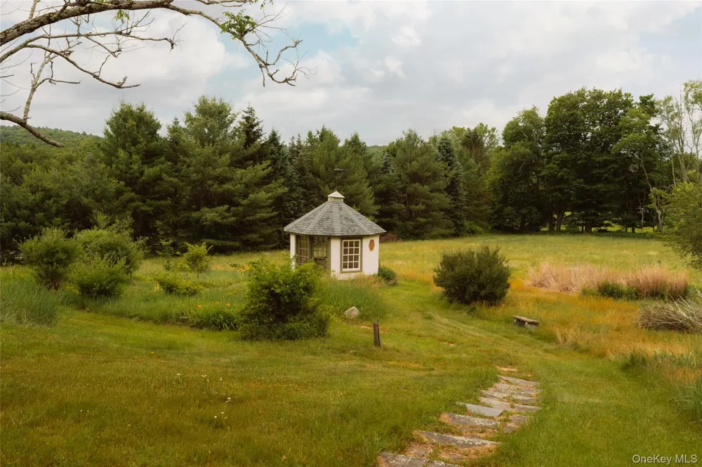 196 County Road 115 Bethel, NY 12726