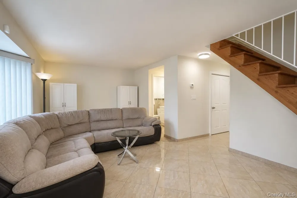 64 Amanda Court Staten Island, NY 10312