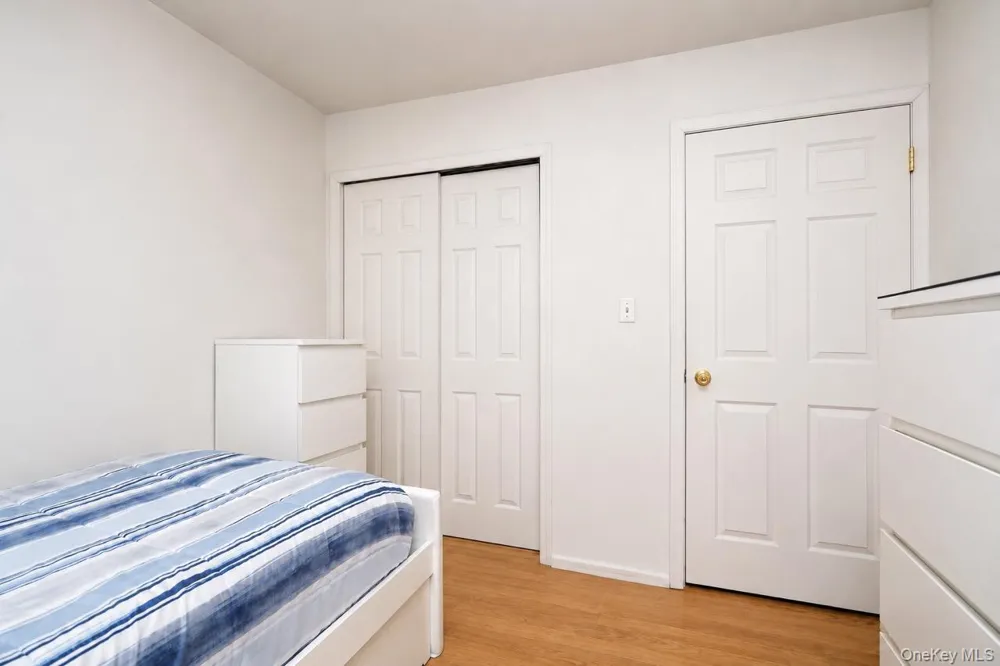 64 Amanda Court Staten Island, NY 10312