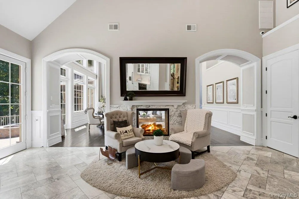 5 Buckingham Court Muttontown, NY 11791
