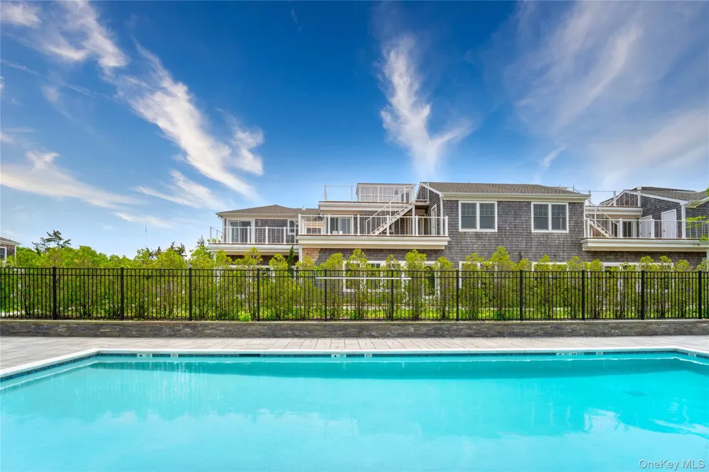 68 Foster Avenue #4 Hampton Bays, NY 11946