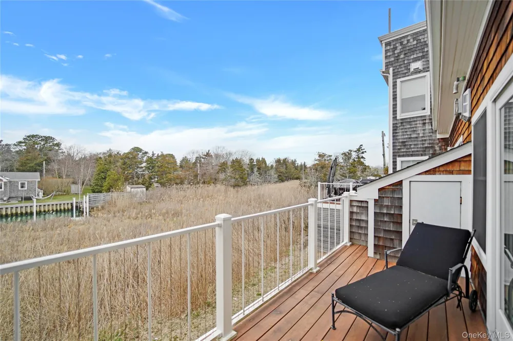 68 Foster Avenue #4 Hampton Bays, NY 11946
