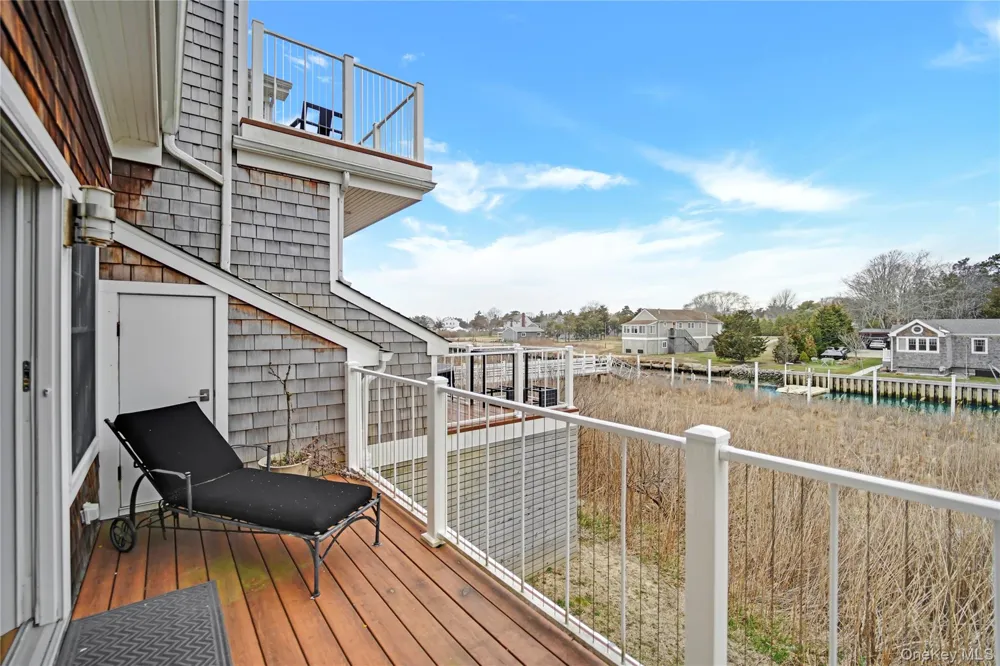 68 Foster Avenue #4 Hampton Bays, NY 11946