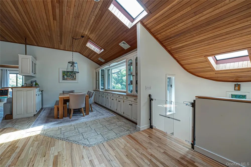 81 Manor Lane Jamesport, NY 11947