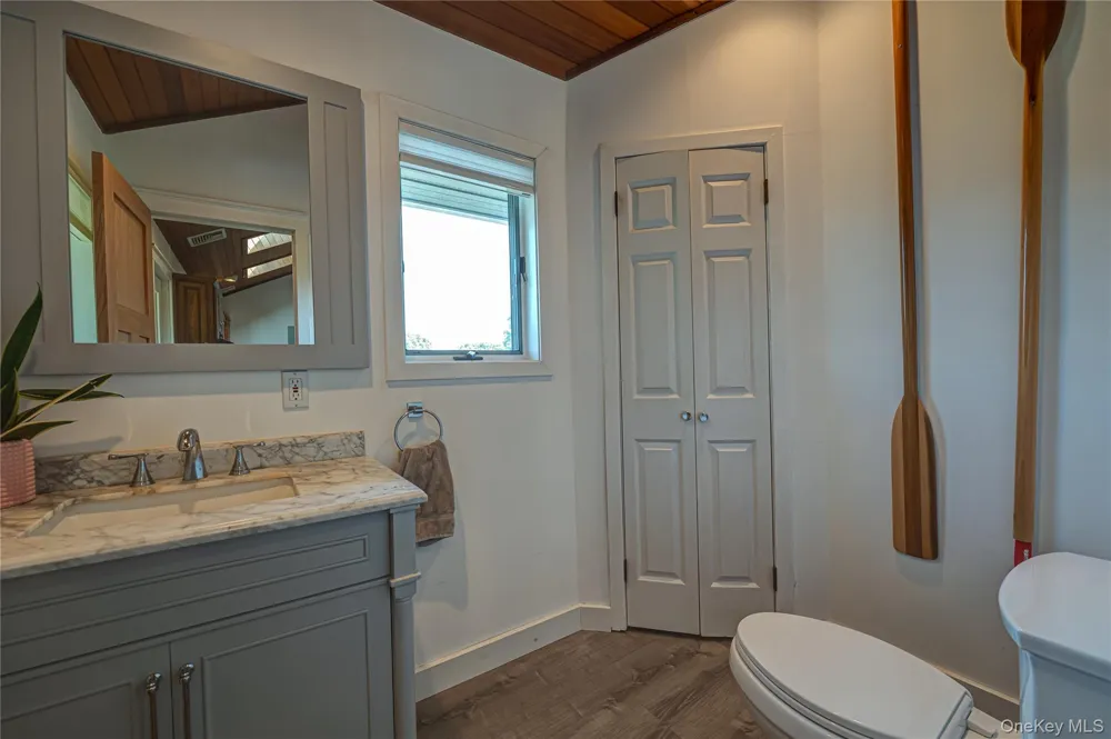 81 Manor Lane Jamesport, NY 11947