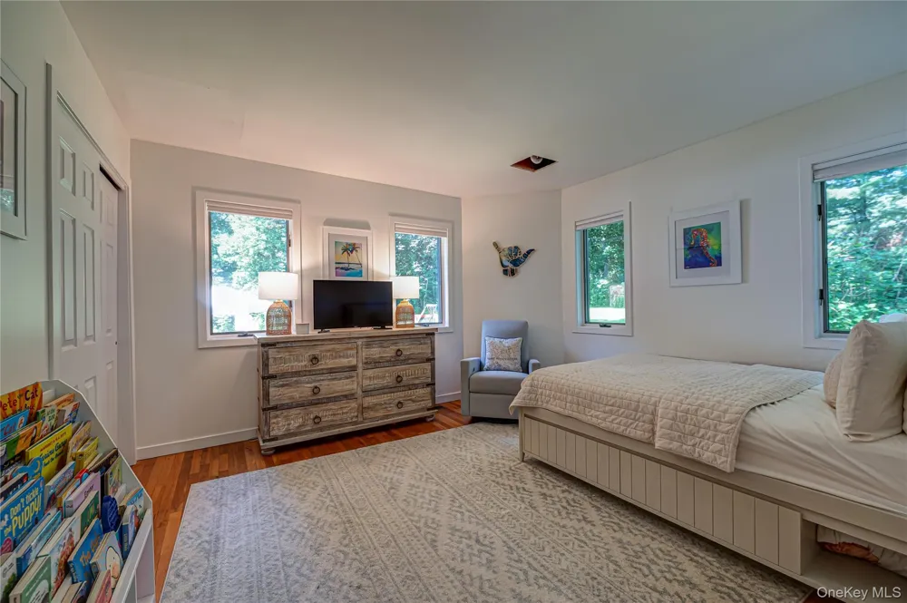 81 Manor Lane Jamesport, NY 11947