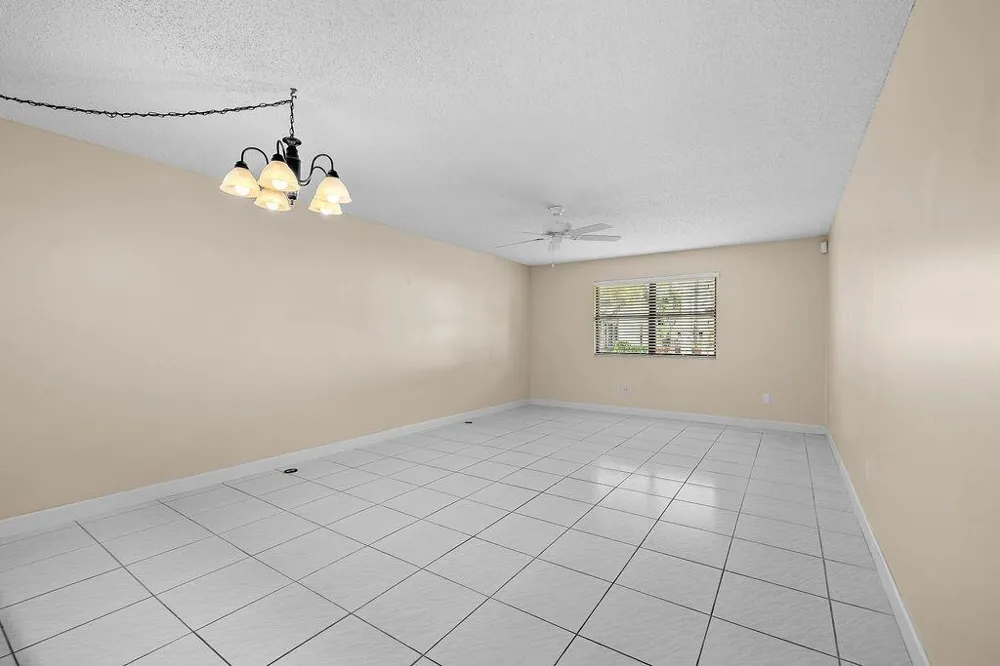 191 Mastic Tree Court Royal Palm Beach, FL 33411