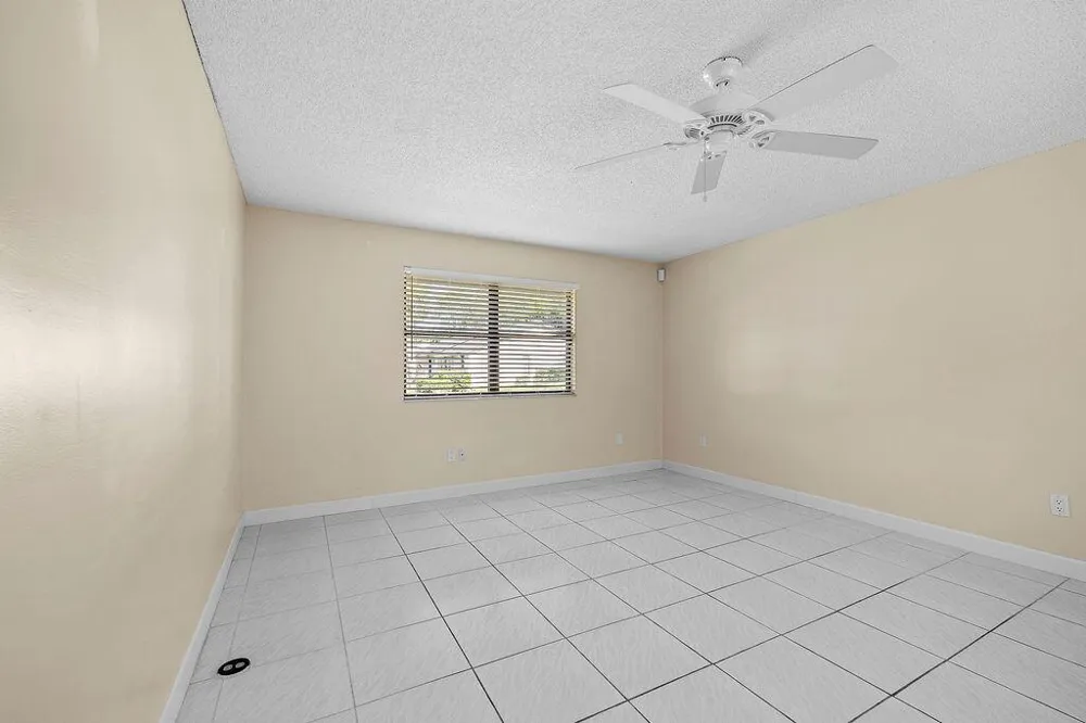 191 Mastic Tree Court Royal Palm Beach, FL 33411