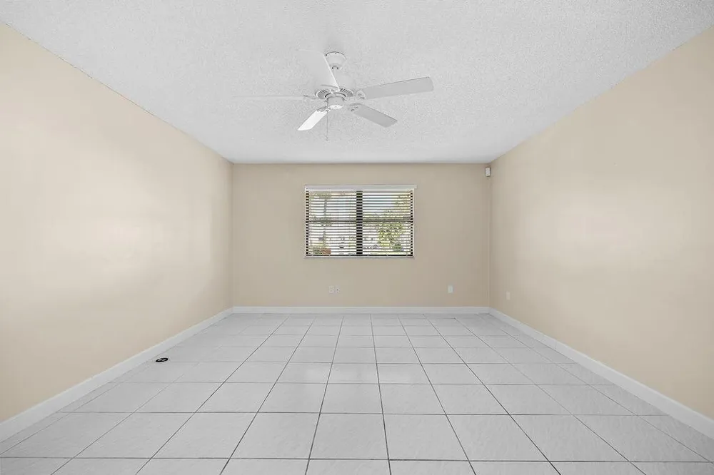 191 Mastic Tree Court Royal Palm Beach, FL 33411