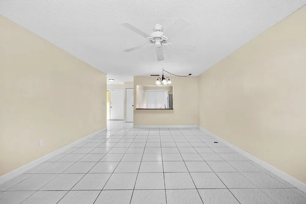 191 Mastic Tree Court Royal Palm Beach, FL 33411