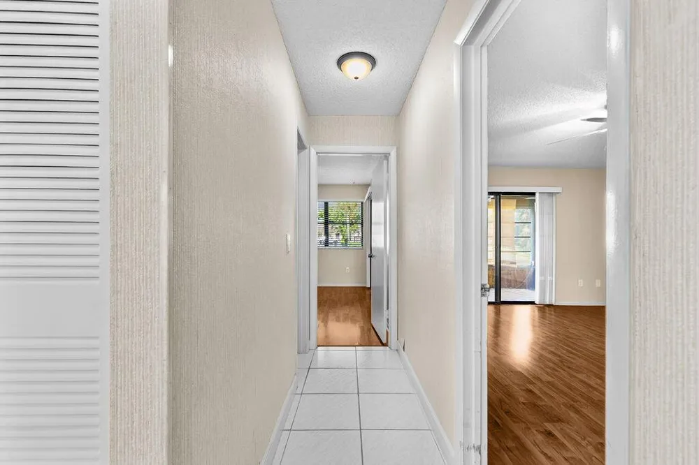 191 Mastic Tree Court Royal Palm Beach, FL 33411