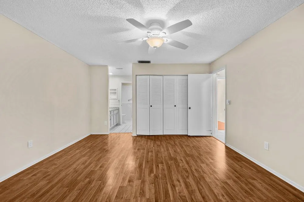 191 Mastic Tree Court Royal Palm Beach, FL 33411