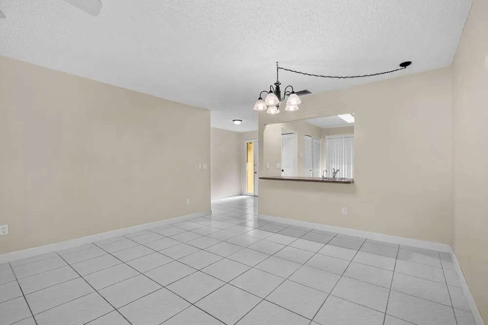191 Mastic Tree Court Royal Palm Beach, FL 33411