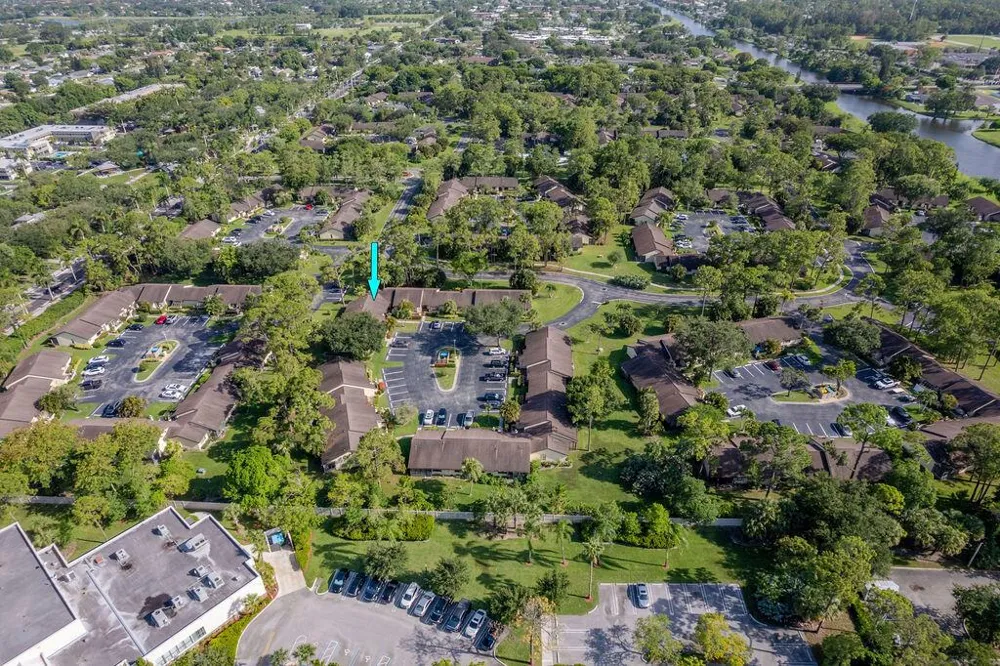 191 Mastic Tree Court Royal Palm Beach, FL 33411