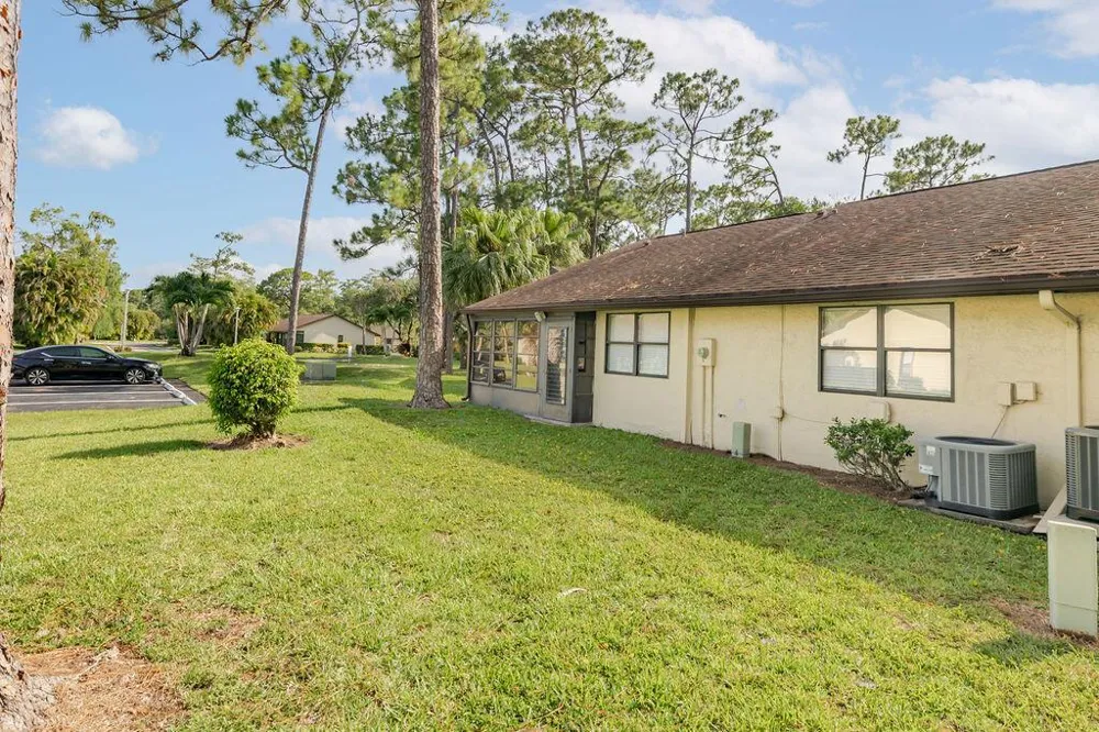 191 Mastic Tree Court Royal Palm Beach, FL 33411