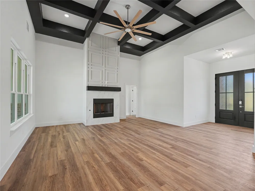 328 Slimp Bluff Avenue Azle, TX 76020