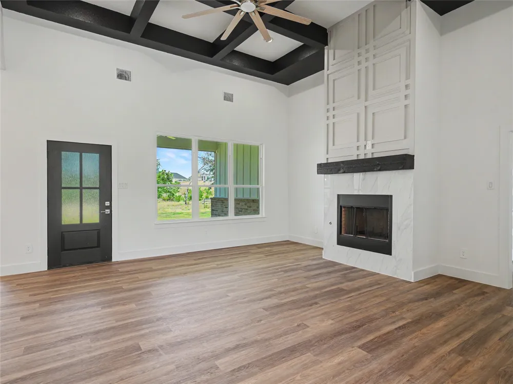 328 Slimp Bluff Avenue Azle, TX 76020