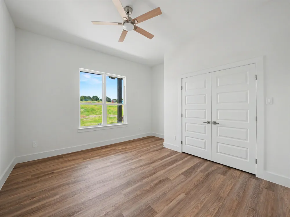 328 Slimp Bluff Avenue Azle, TX 76020