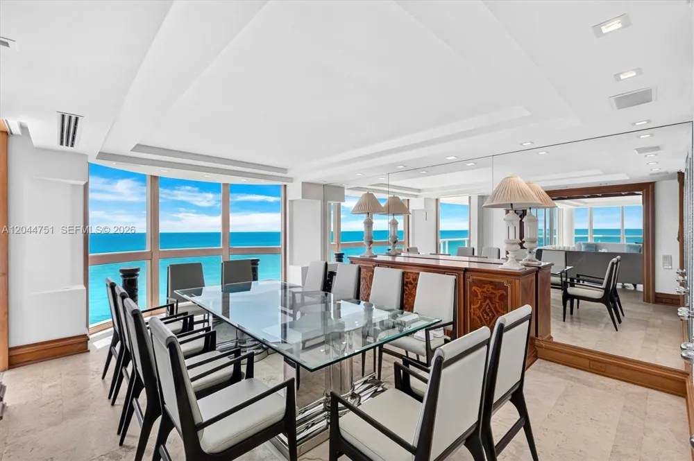 5025 Collins Ave #1103-1104-1105 Miami Beach, FL 33140